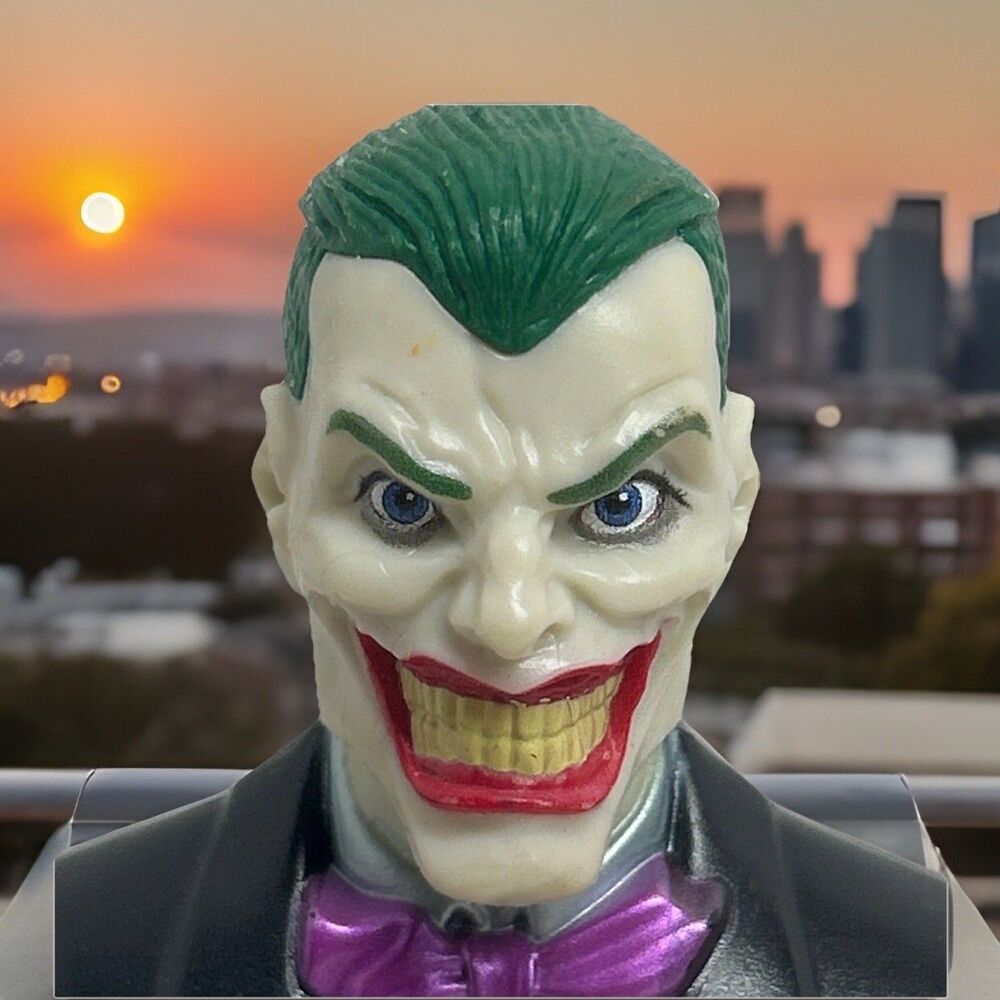 Joker 12” Action Figure - Batman -‎ Dc Comics